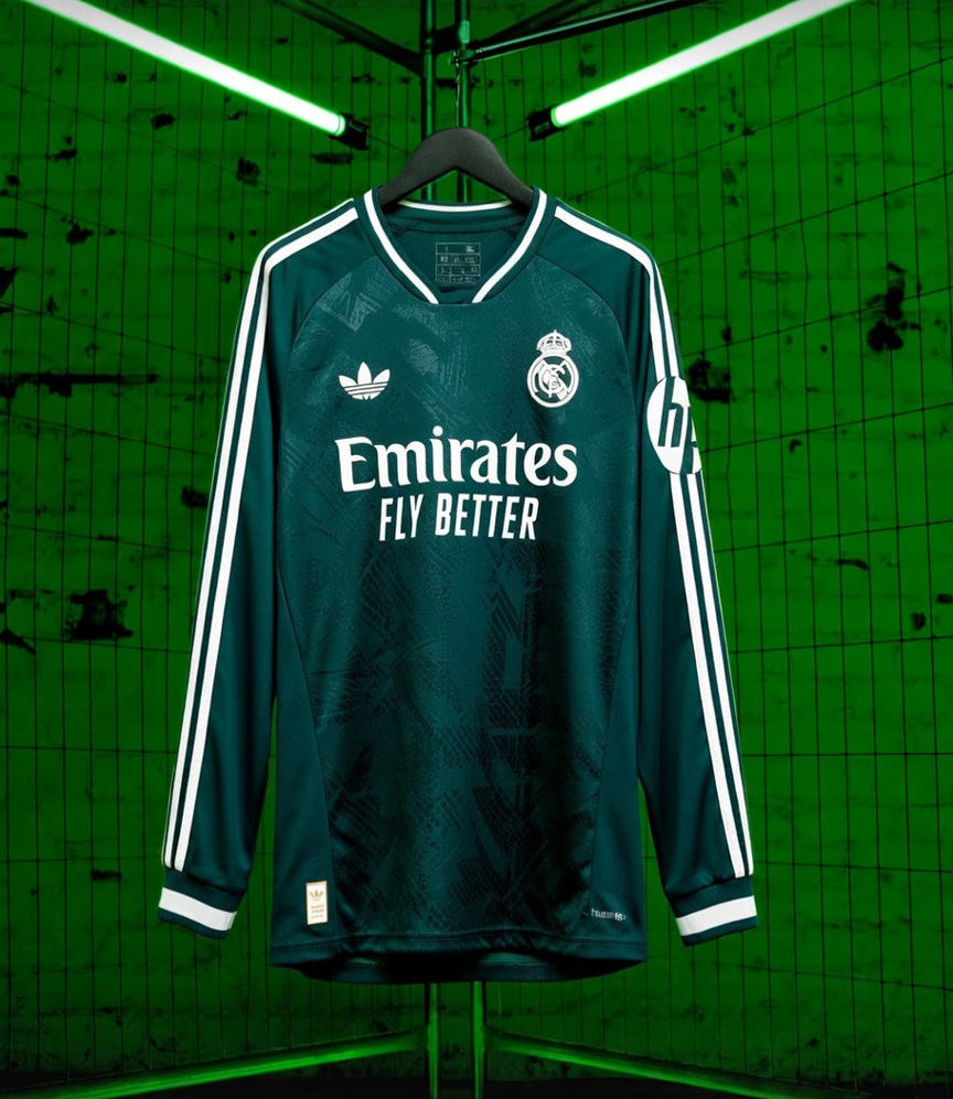 Real Madrid Away 26/27 - Player Version with full sleeves