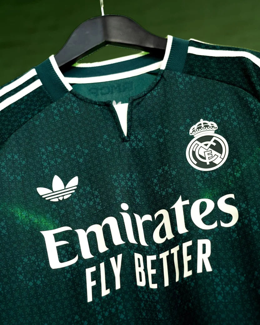 Real Madrid Away 26/27 - Player Version with full sleeves