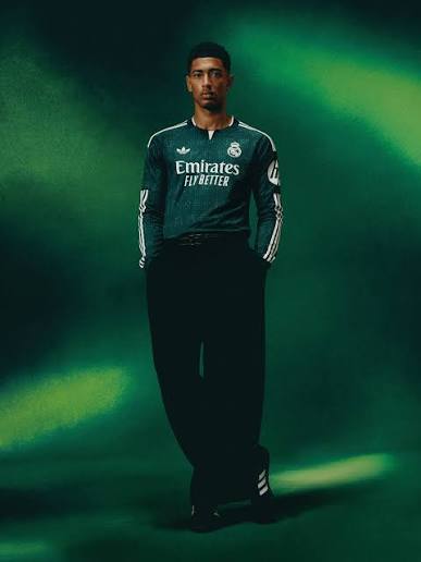 Real Madrid Away 26/27 - Player Version with full sleeves