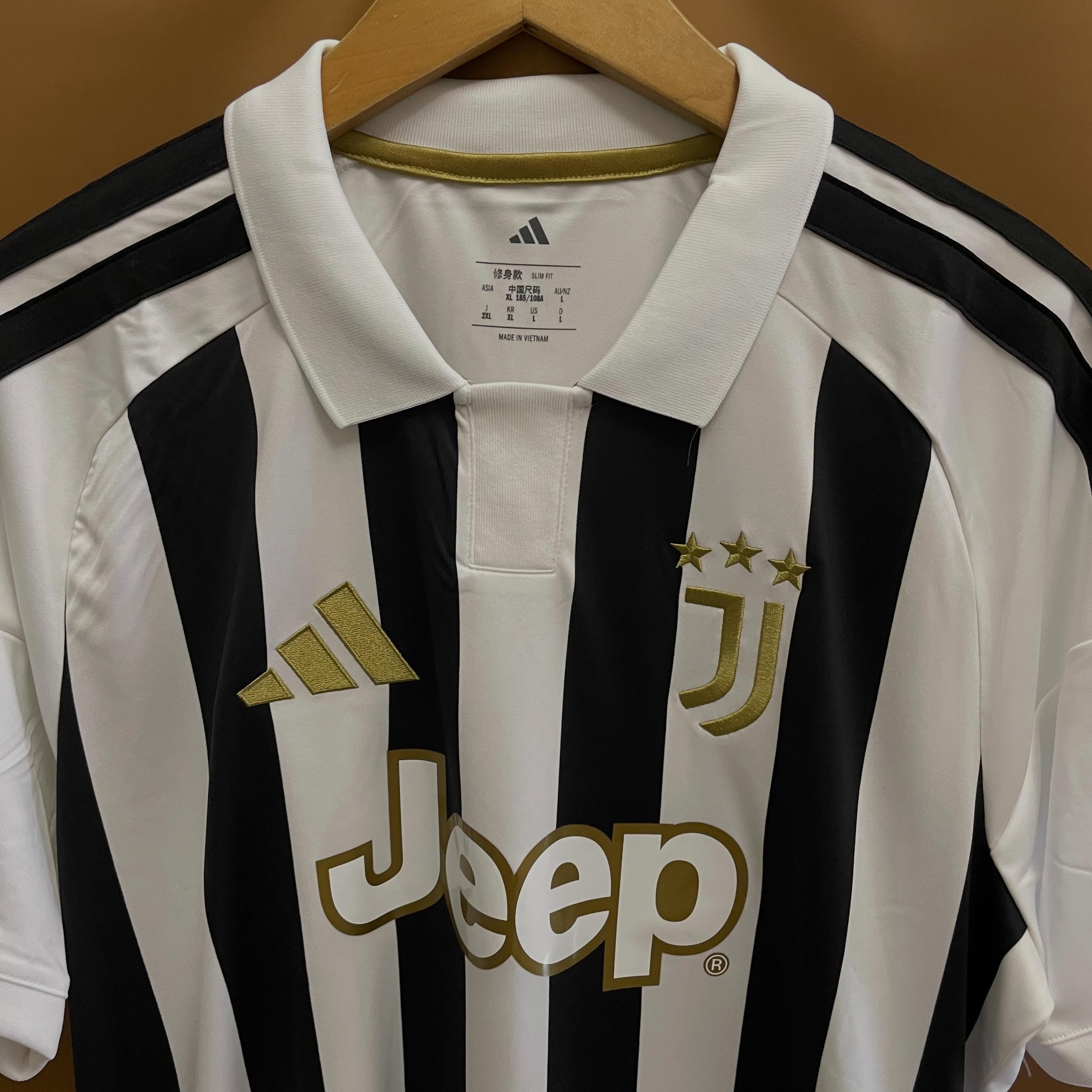 Juventus Home 26/26 - Exclusive Edition